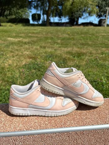chaussures Nike rose