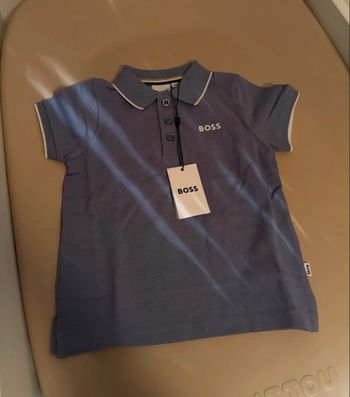 Sept T-shirt boss neuf avec étiquette 