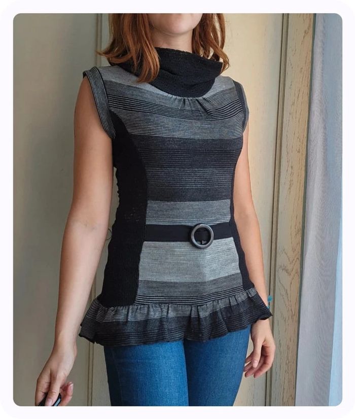 Top tunique rayée gris et noir y2k - photo numéro 2