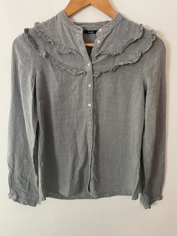 Chemisier femme gris – Taille S – Coupe élégante et sobre
