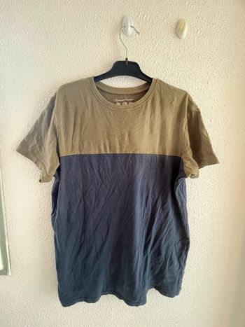 T-shirt taille 12/13 ans 💫