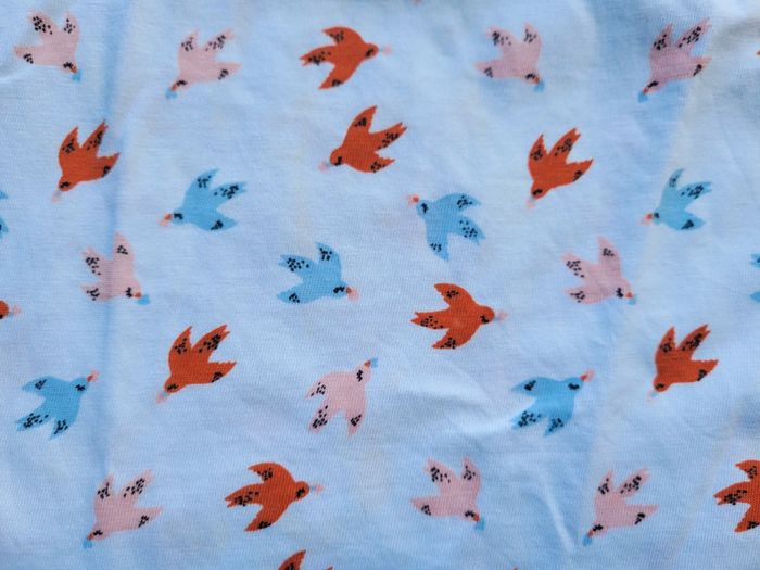 Très joli tee-shirt coton manches longues Cadet Rousselle 5 ans motifs colombes 🕊 - photo numéro 2