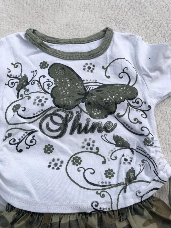 Bel ensemble jupe t-shirt armée fille 2 ans - photo numéro 3