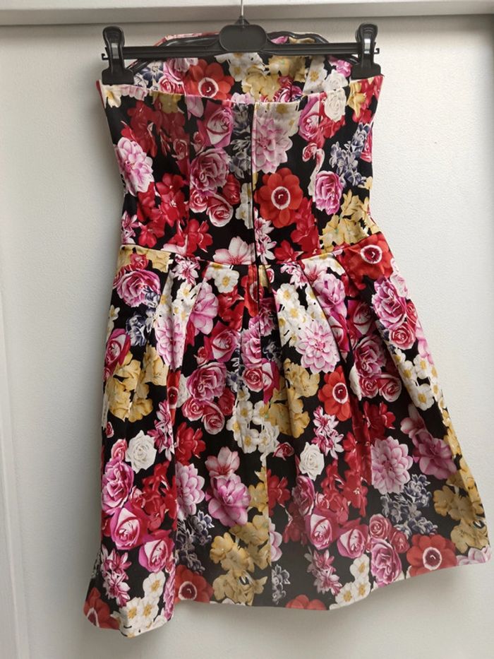 Robe bustier fleurs - photo numéro 3