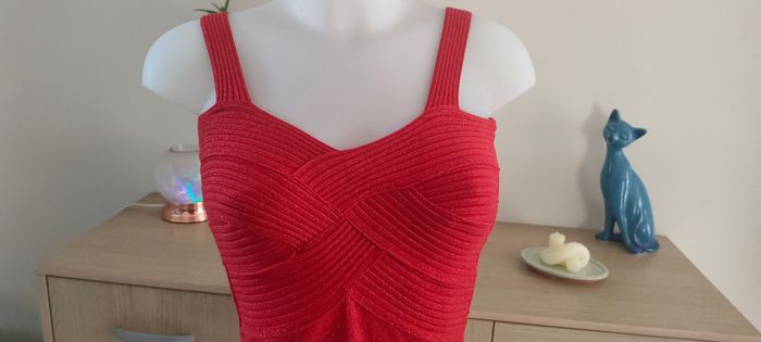 Robe courte rouge - photo numéro 7