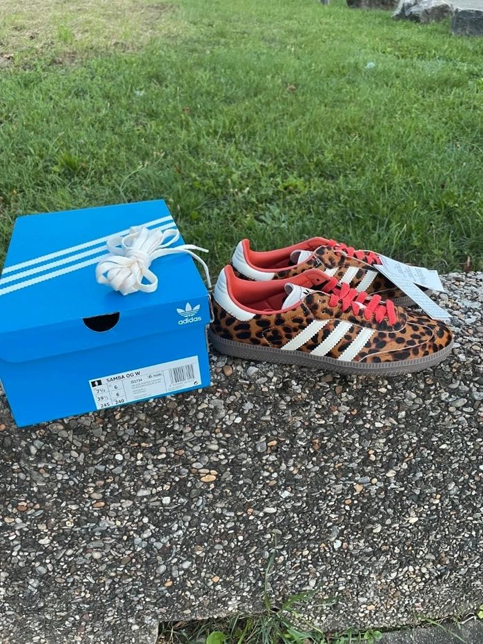 Adidas Samba OG léopard Rouge  Taille 40 - photo numéro 6