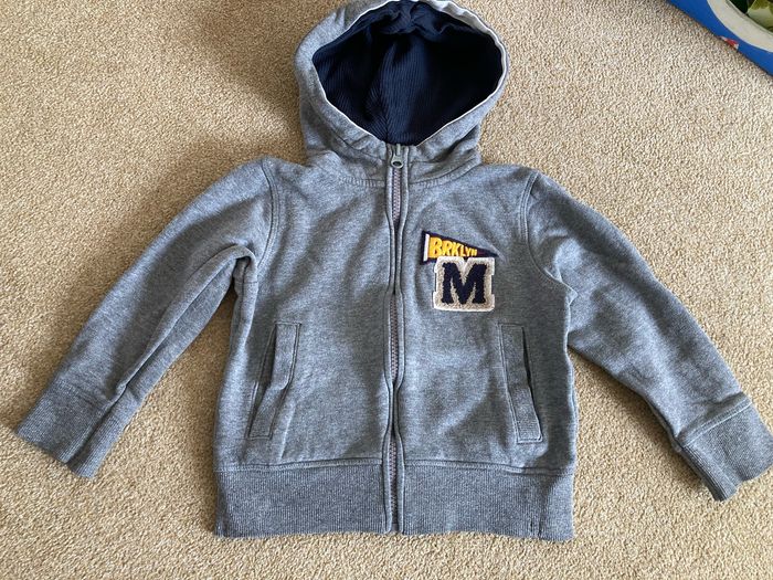 Gilet a capuche tape a  l’oeil 4 ans
