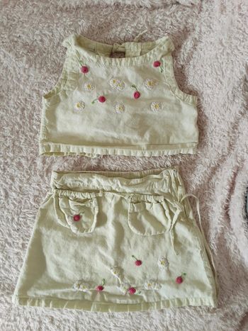 Ensemble haut + jupe 3 ans