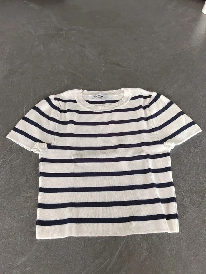 Top court ZARA à rayures  Taille S Excellent état
