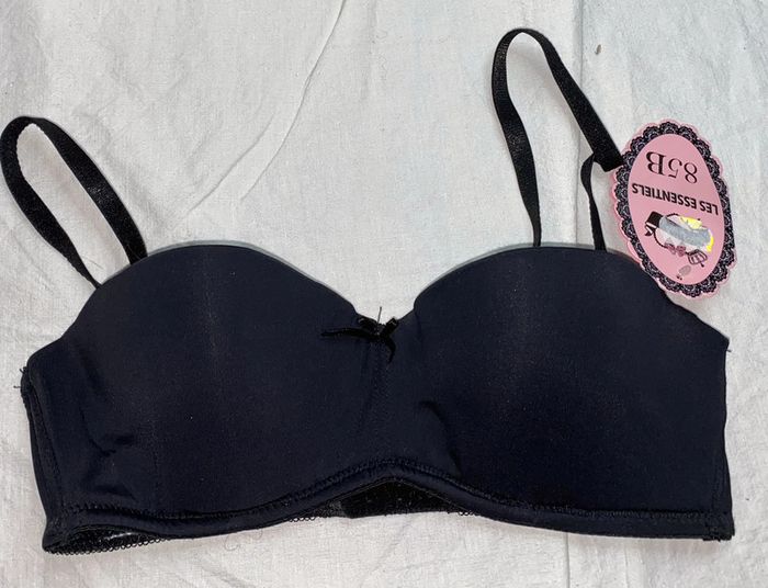 soutien gorge Caprice  neuf avec étiquette  taille 85B