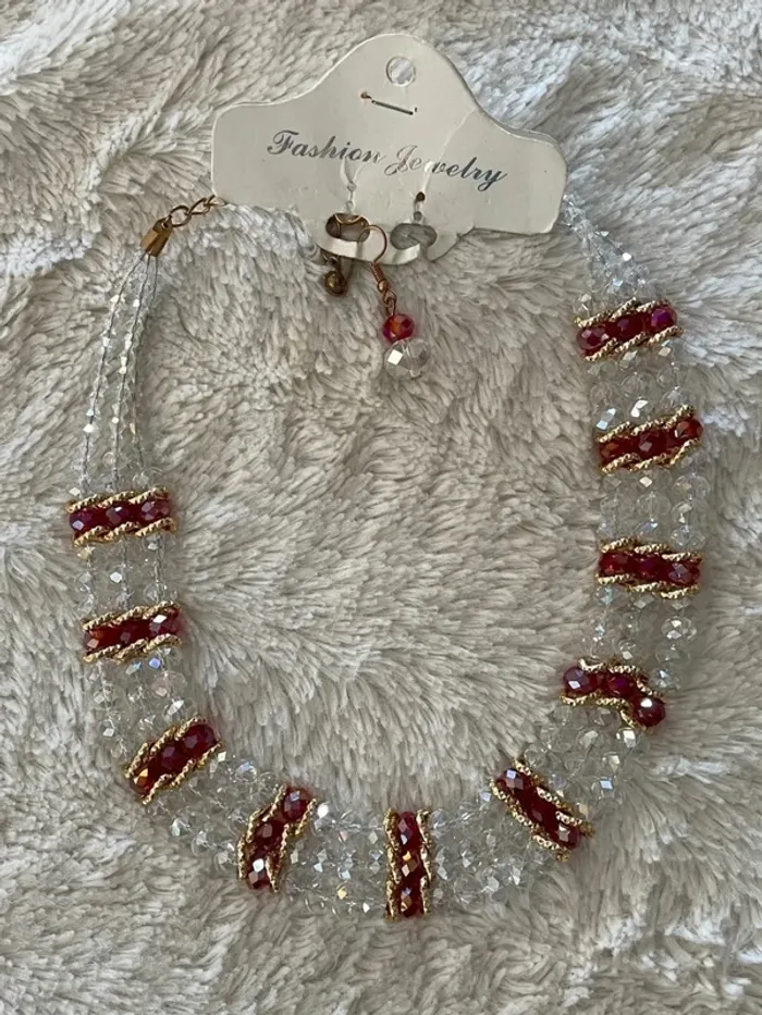 Superbe collier de perles élégant