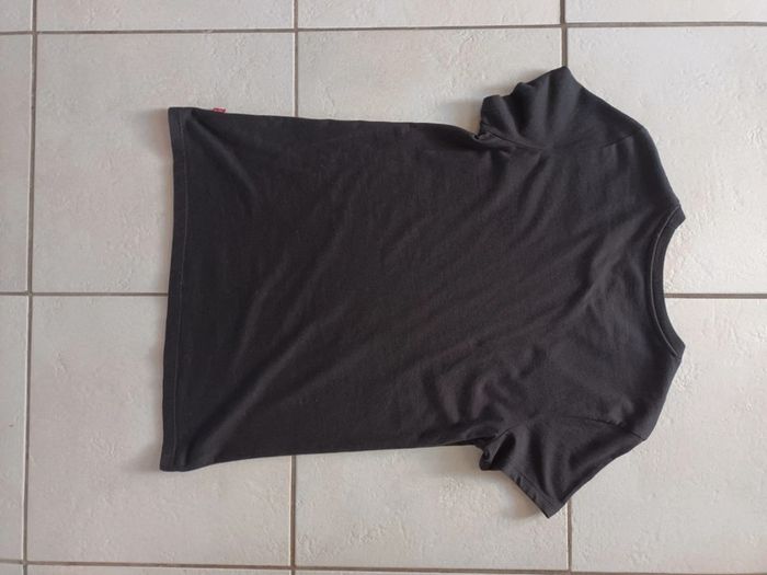 T shirt levi's - photo numéro 3