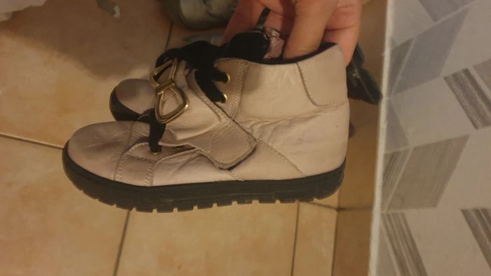 Chaussure 25 - photo numéro 2