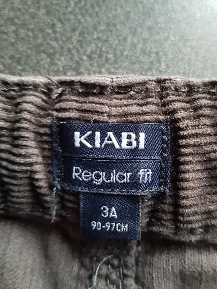 Pantalon en velours  Kiabi 3 ans - photo numéro 4