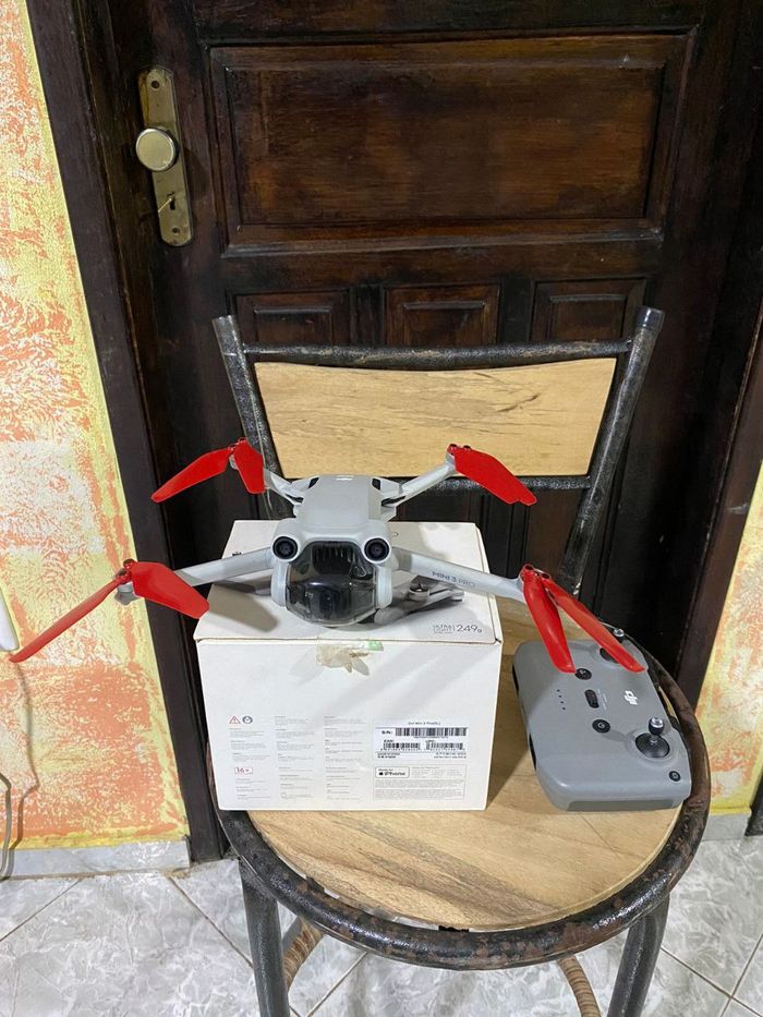 Drone DJI Mini 3 Et Accessoires. - photo numéro 3