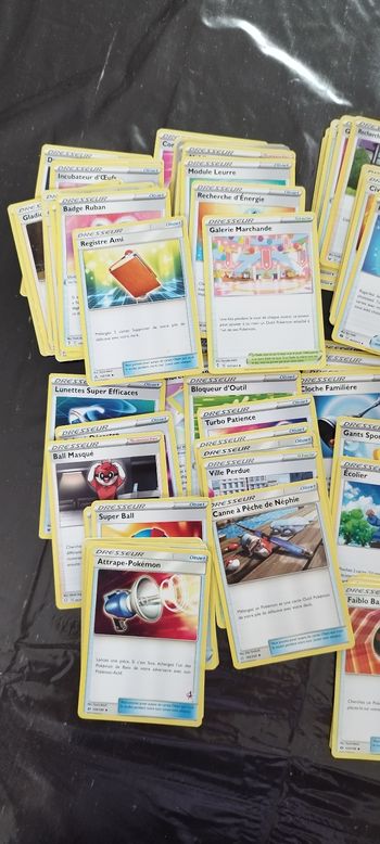 Lot cartes dresseur pokémon