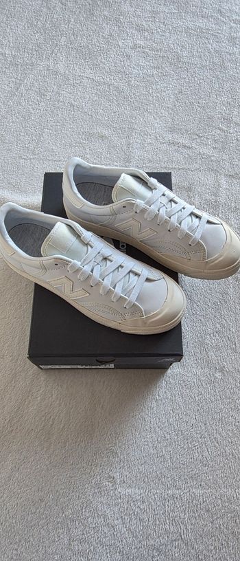 Basket New balance neuve taille 37