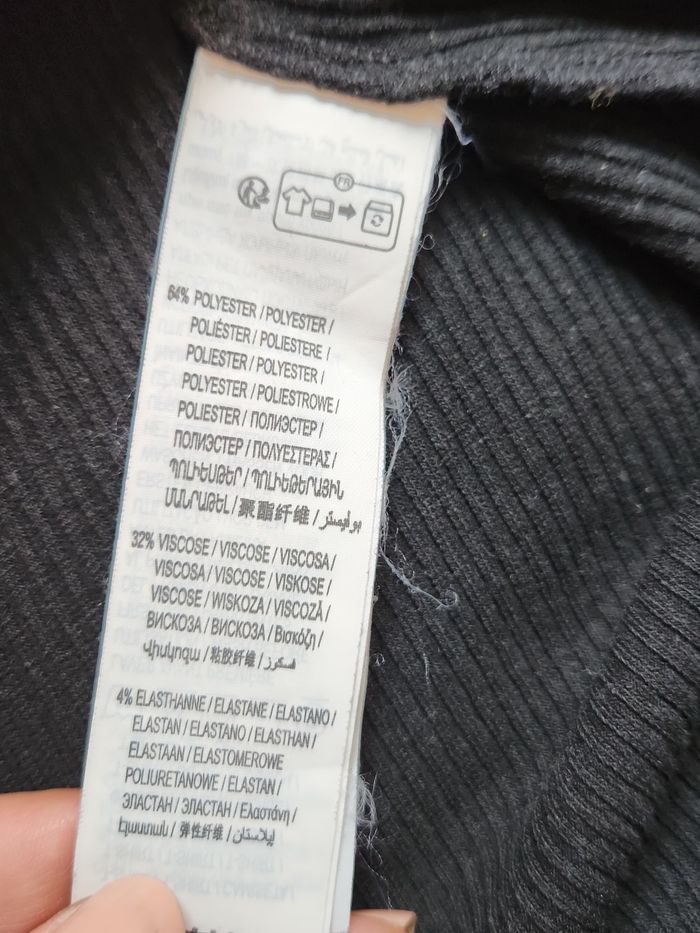 Body noir manches courtes – Décolleté cache-cœur – Taille M – Kiabi – Très bon état - photo numéro 6