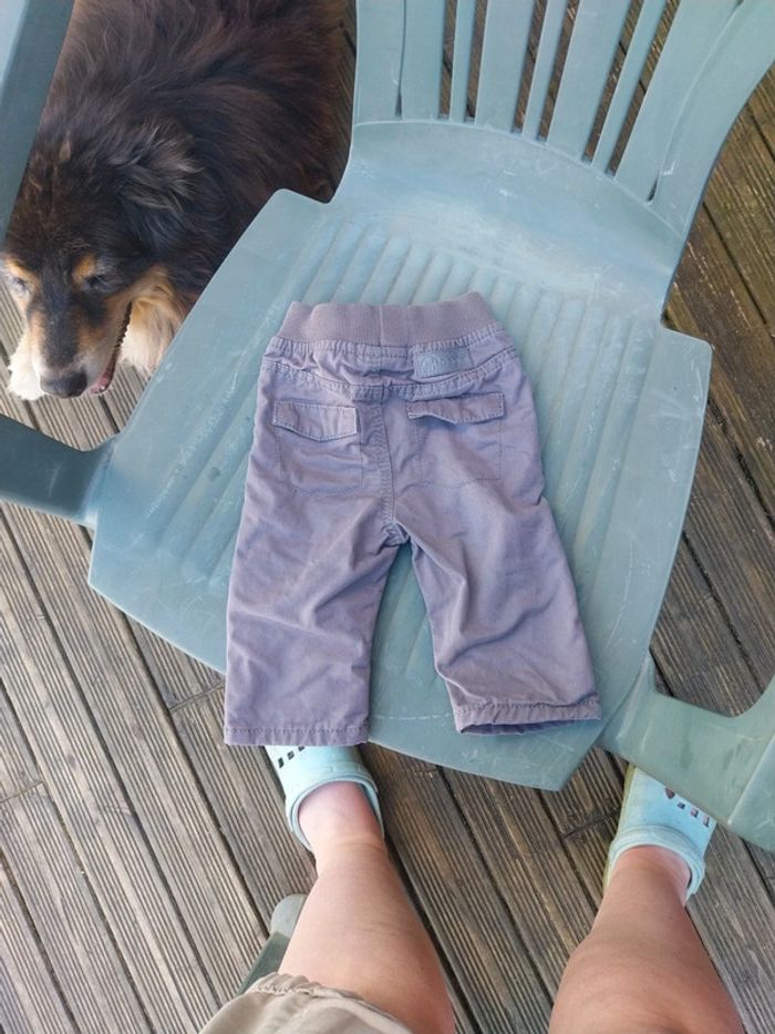 Pantalon 3 mois - photo numéro 3