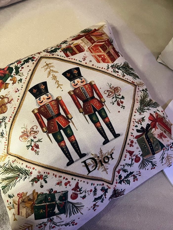 Coussins brodé de Noël - photo numéro 6