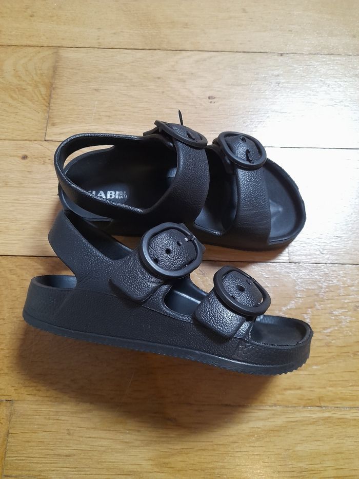 Sandales fille t25 - photo numéro 2