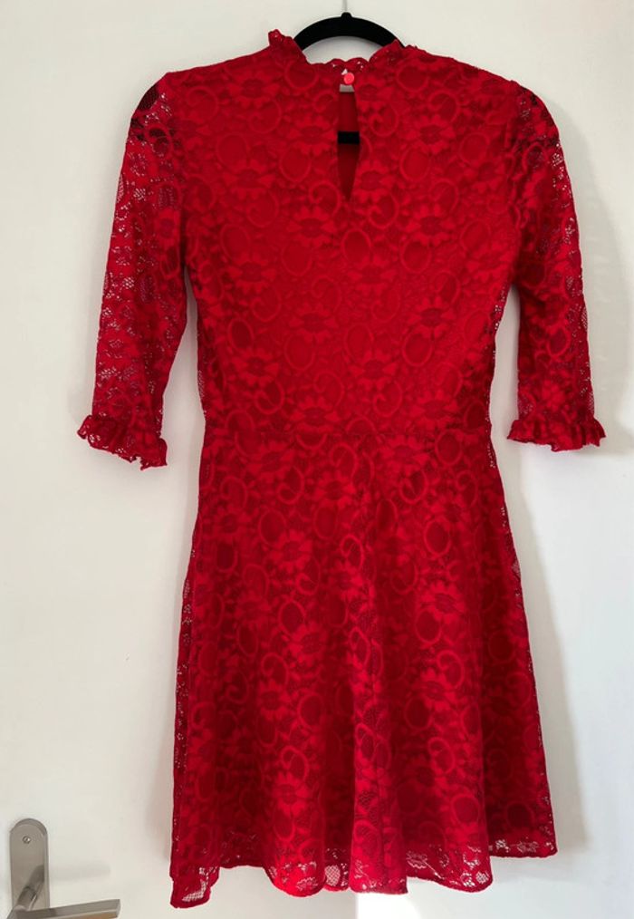 Asos robe en dentelle rouge taille 36 - photo numéro 4