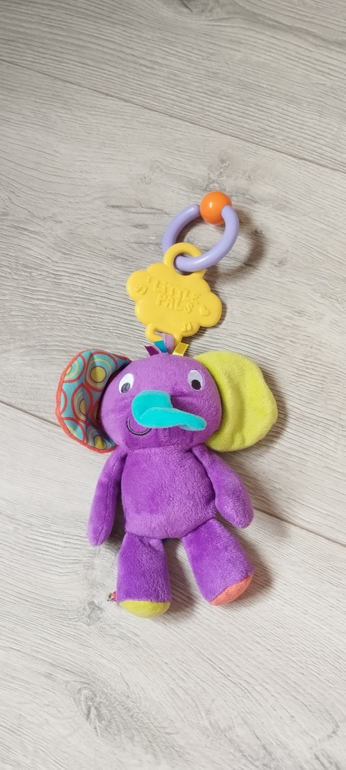 Jouet bébé en peluche little pals