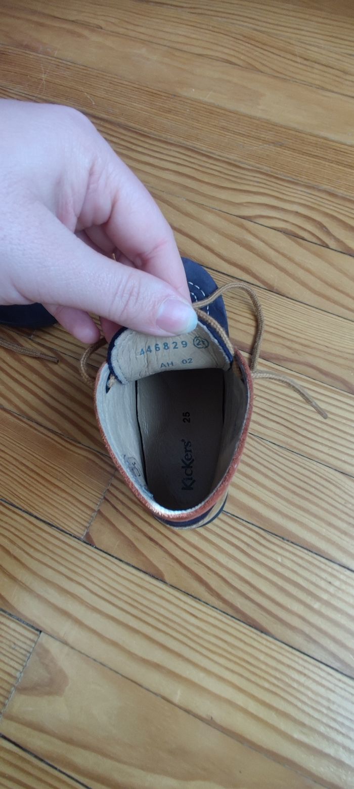 Chaussure Kickers pour fille taille 25 - photo numéro 4