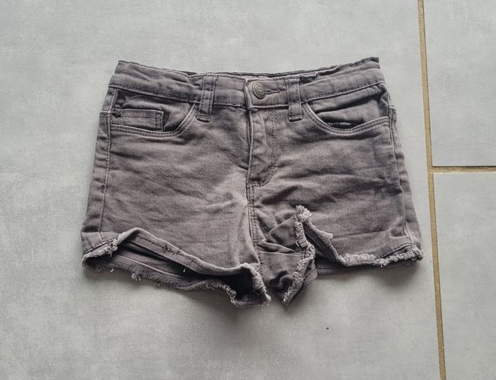 Short en jean 4 ans