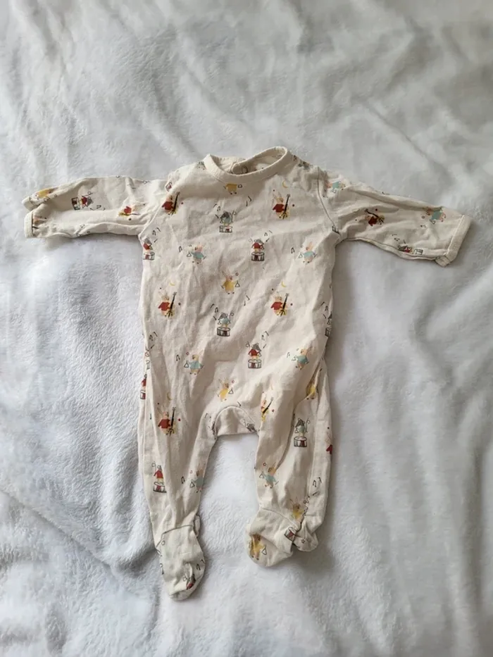 3 pyjamas leger - photo numéro 2
