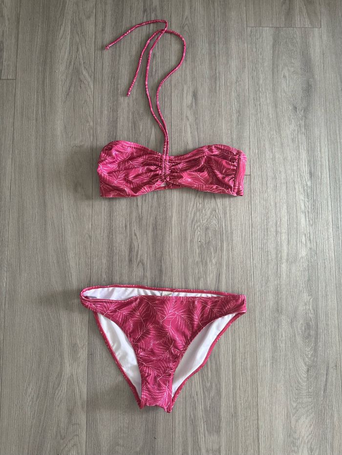 Maillot de bain deux pièces rose violine et blanc tropical T38/40 M/L