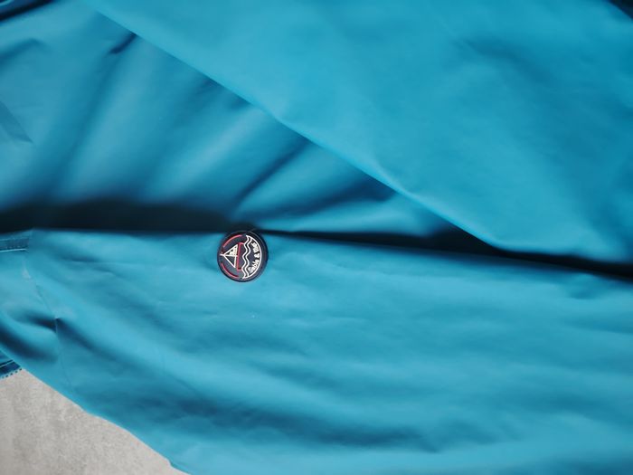 Veste de pluie bleu - photo numéro 7