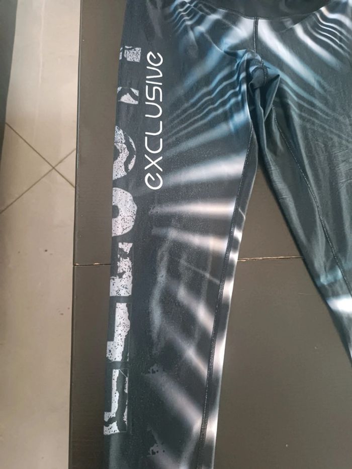 Legging FJI taille L - photo numéro 2
