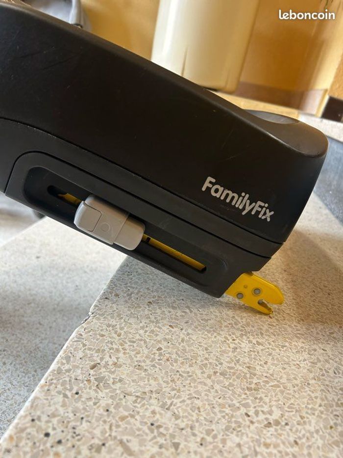 Base Isofix Bebeconfort NEUVE AVEC ÉTIQUETTE - photo numéro 6