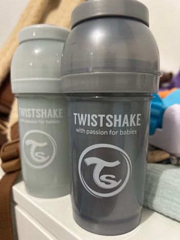2 biberons twistshake 
