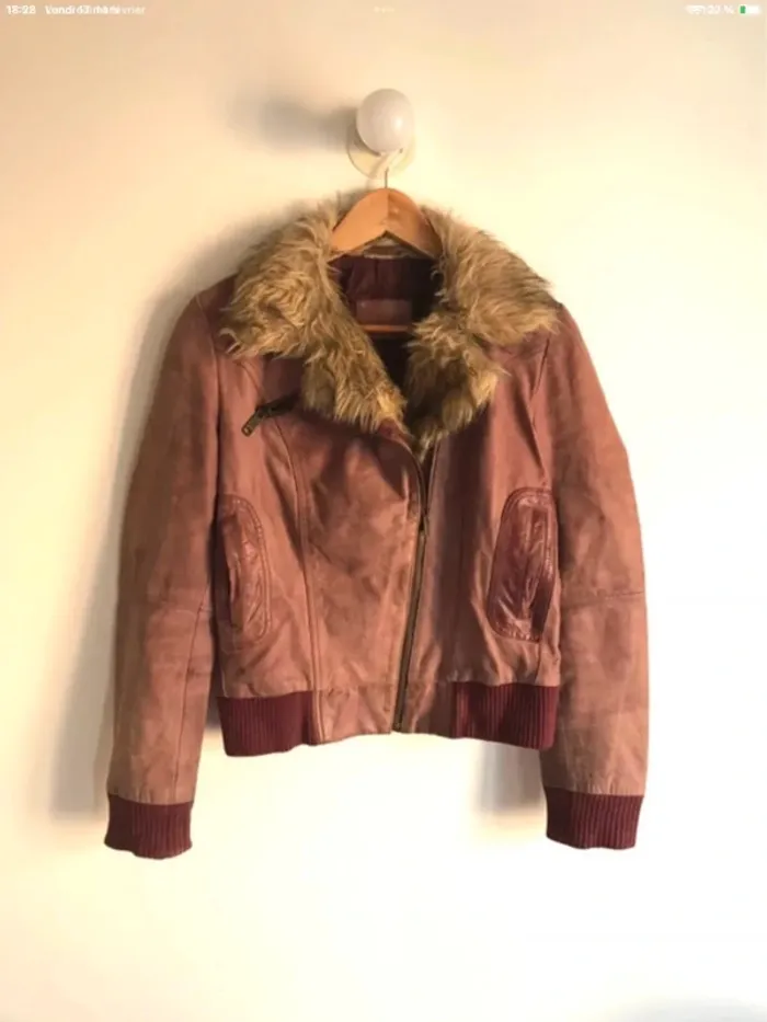 Veste en cuir Bershka taille 40