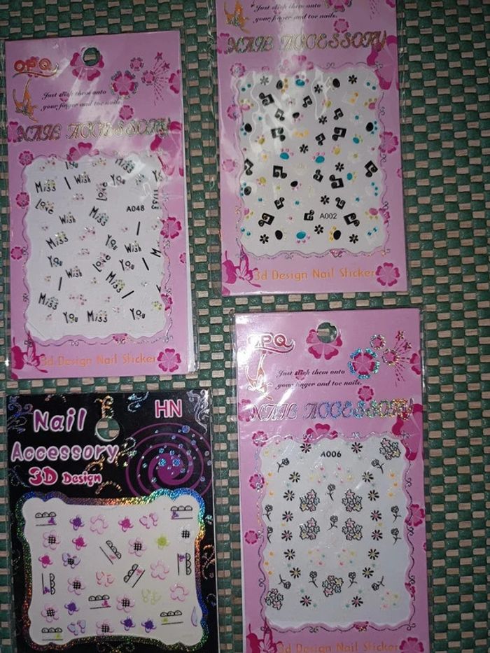 🔸Lots de 5 planches à Stickers ongles. Neuf🔸 - photo numéro 3