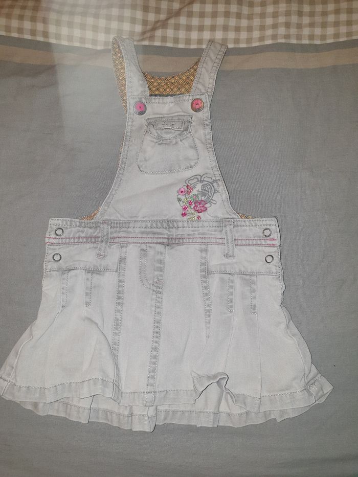Robe grise claire