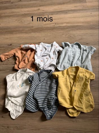 Lot vêtement 1 moi