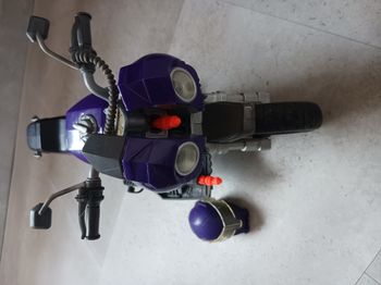 Moto Max Steel avec casque et 2 missiles Mattel