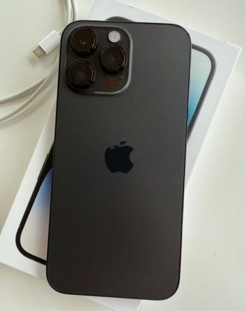 Iphon 14 pro max..