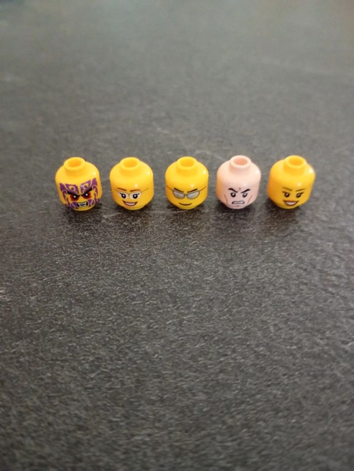 5 têtes figurines lego