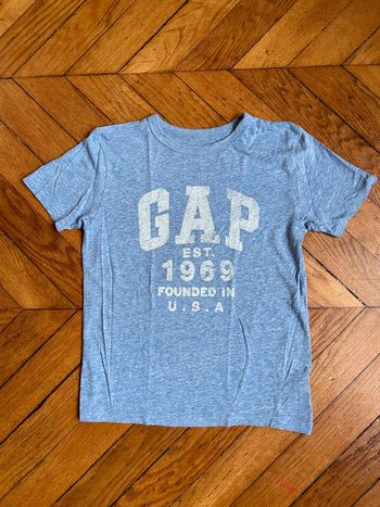 Tee-shirt Gap taille 8 ans