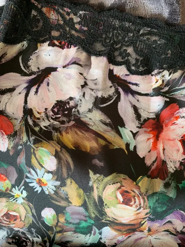 Robe fleur La Fée Maraboutée taille 2 - photo numéro 14