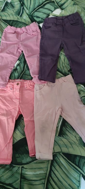 Lot 4 pantalons 18 mois