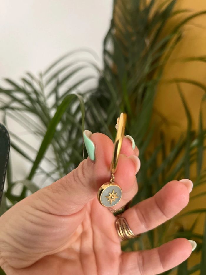 1 boucle d’oreille Zag - photo numéro 4