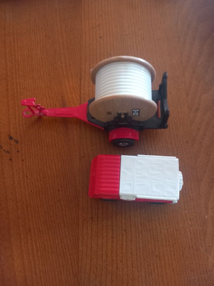 Véhicule de pompiers - photo numéro 2