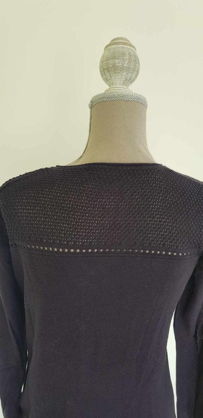 Pull col V épaules ajourées - photo numéro 4