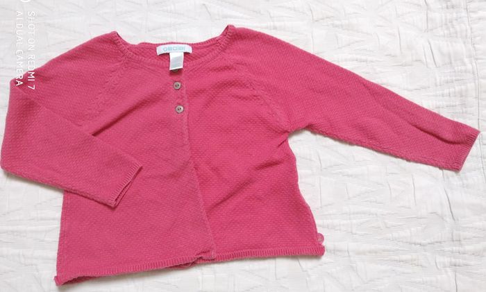 Obaibi gilet rose framboise 12 mois
