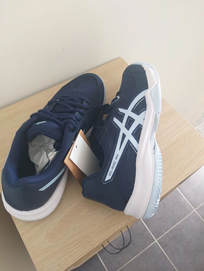 Basket Asics neuve